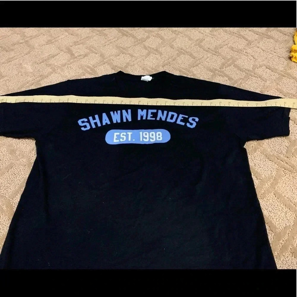 Shawn Mendes SOLD OUT Tour Concert T-Shirt - Picture 7 of 7